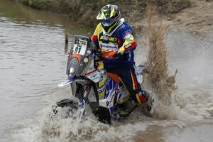 NICOLÁS CARDONA AVANZA EN LA SEGUNDA ETAPA DEL DAKAR