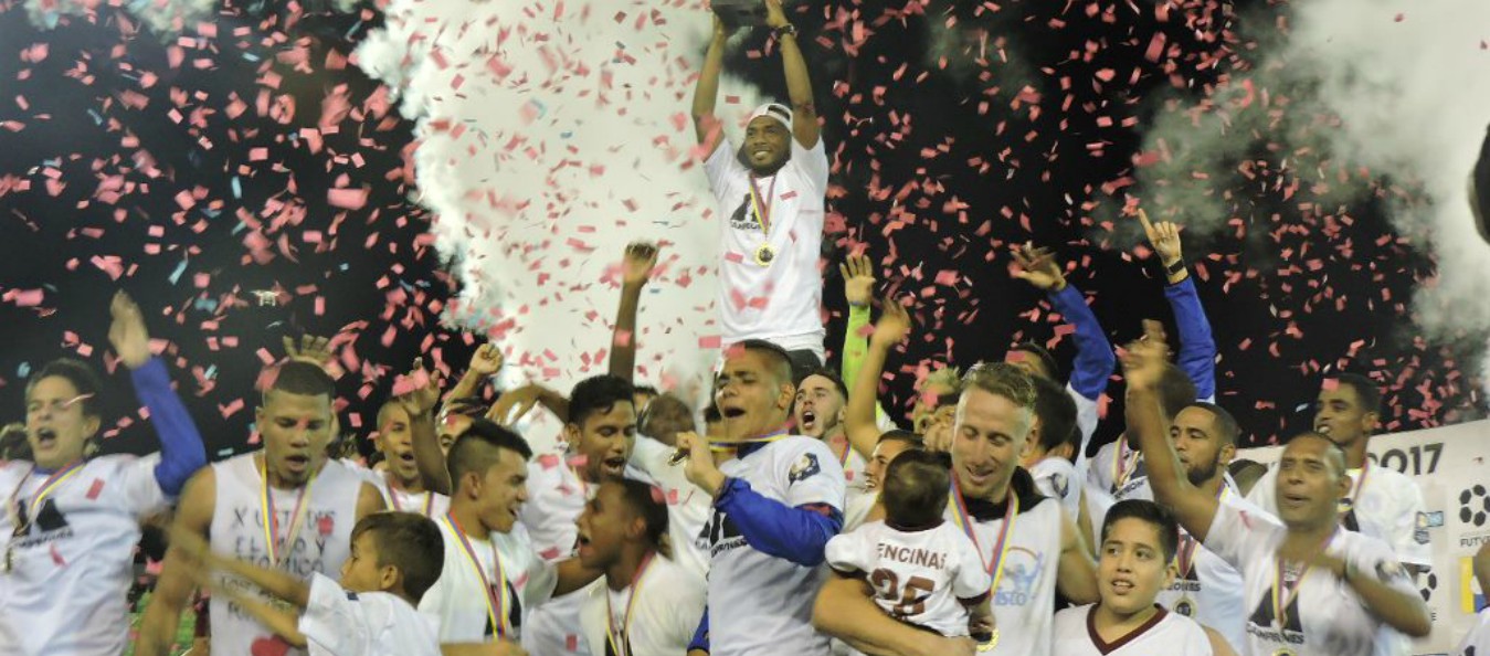 luis_cariaco_gonzalez_monagas_sc_campeon_torneo_apertura_2017_1349x594