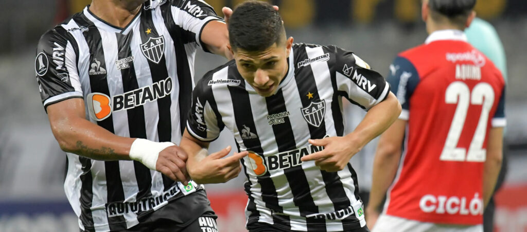 Savarino anotó en la goleada de Atlético Mineiro ante ...