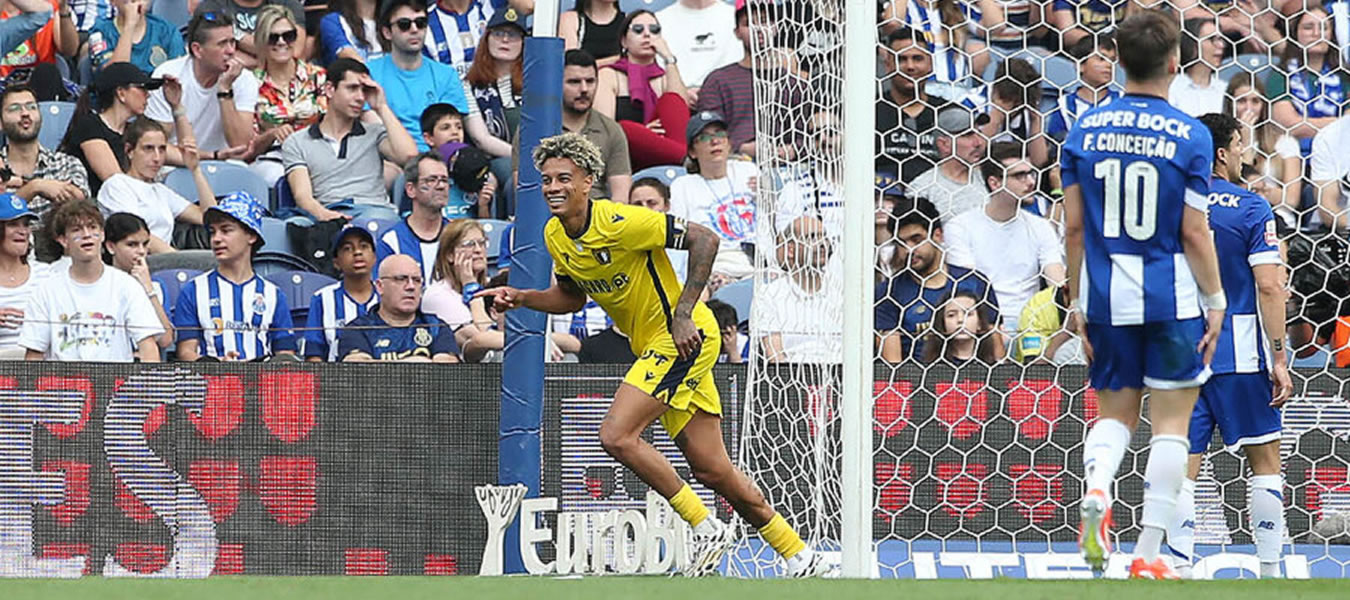 Jhonder Cádiz Anotó Doblete De Visita Ante El Porto - Lavinotinto.com