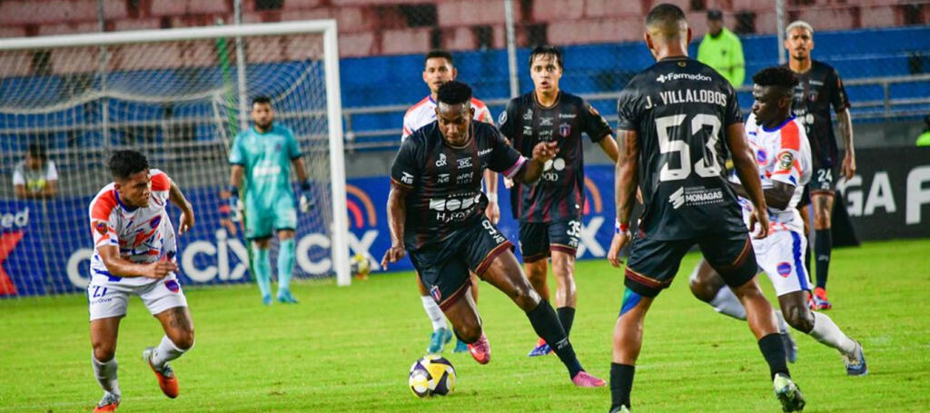 Puerto Cabello en el primer lugar del Cuadrangular A - lavinotinto.com